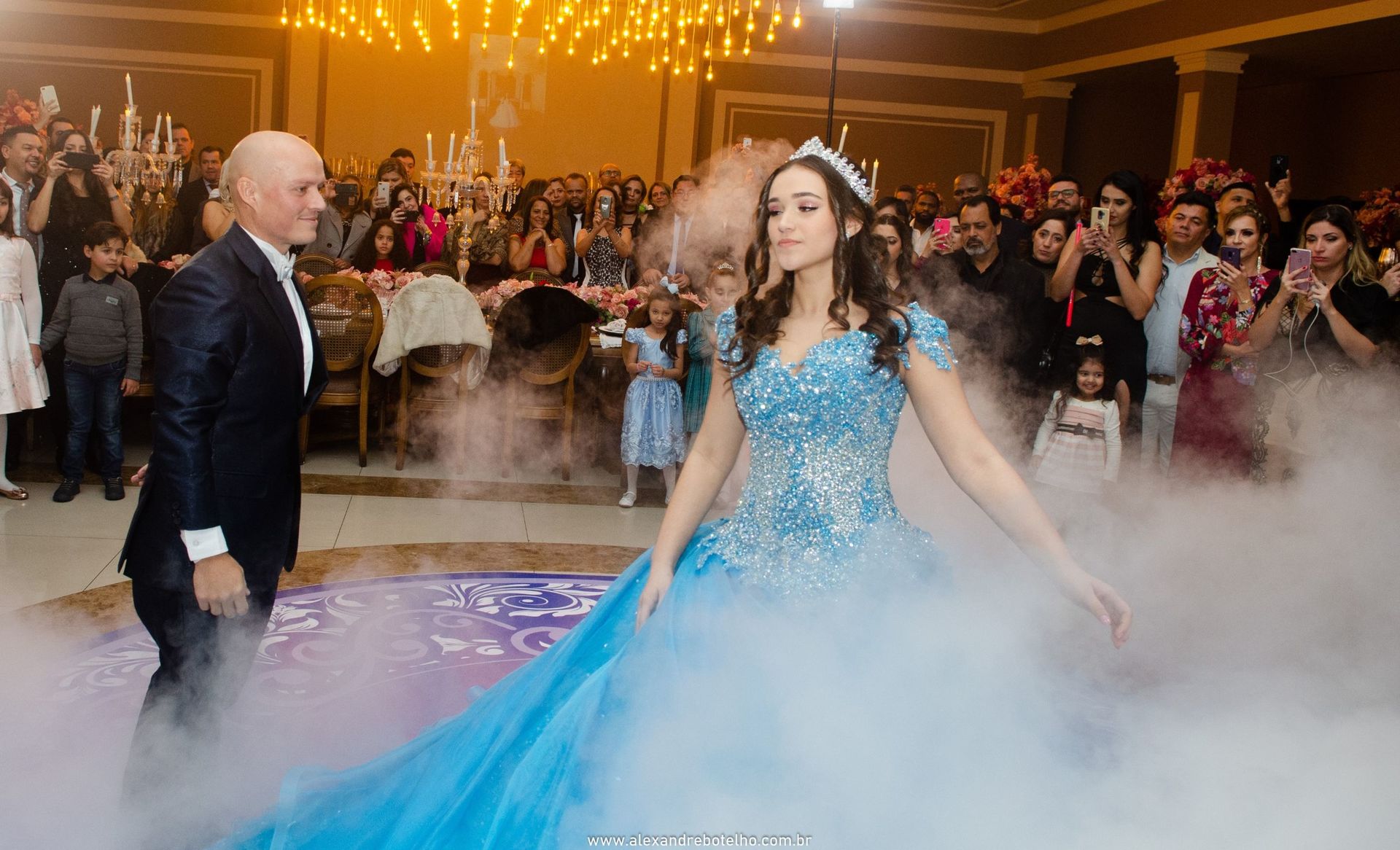 Foto ANIVERSÁRIOS MANSÃO ADÉLIA PRADO JULIA 15 ANOS - Imagem 16