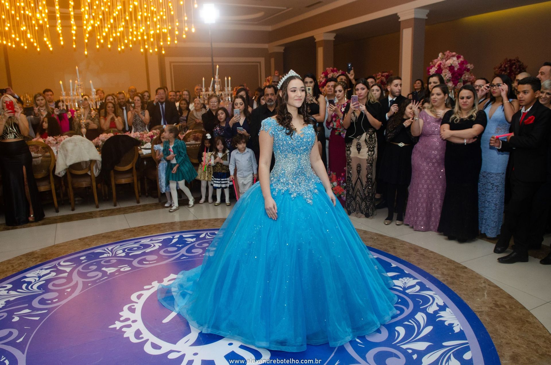 Foto ANIVERSÁRIOS MANSÃO ADÉLIA PRADO JULIA 15 ANOS - Imagem 15