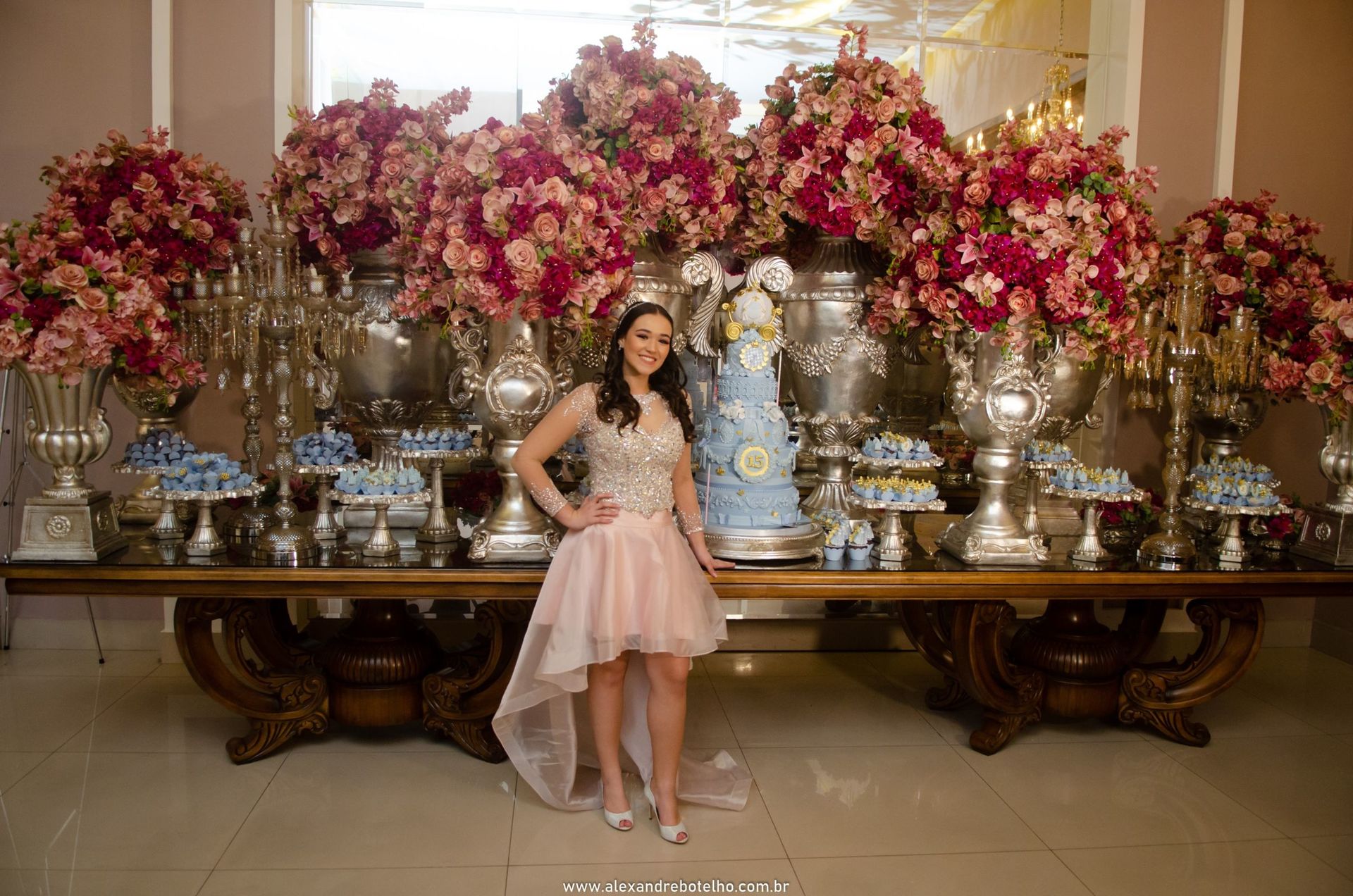 Foto ANIVERSÁRIOS MANSÃO ADÉLIA PRADO JULIA 15 ANOS - Imagem 16