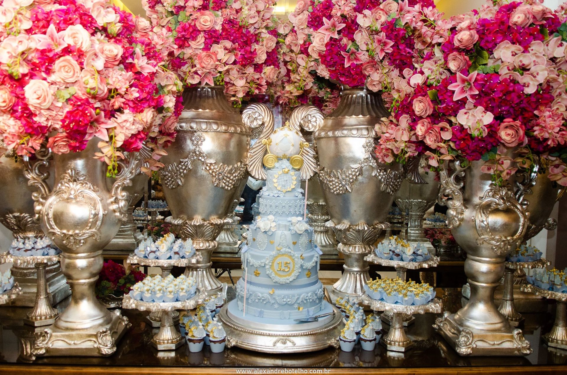 Foto ANIVERSÁRIOS MANSÃO ADÉLIA PRADO JULIA 15 ANOS - Imagem 39