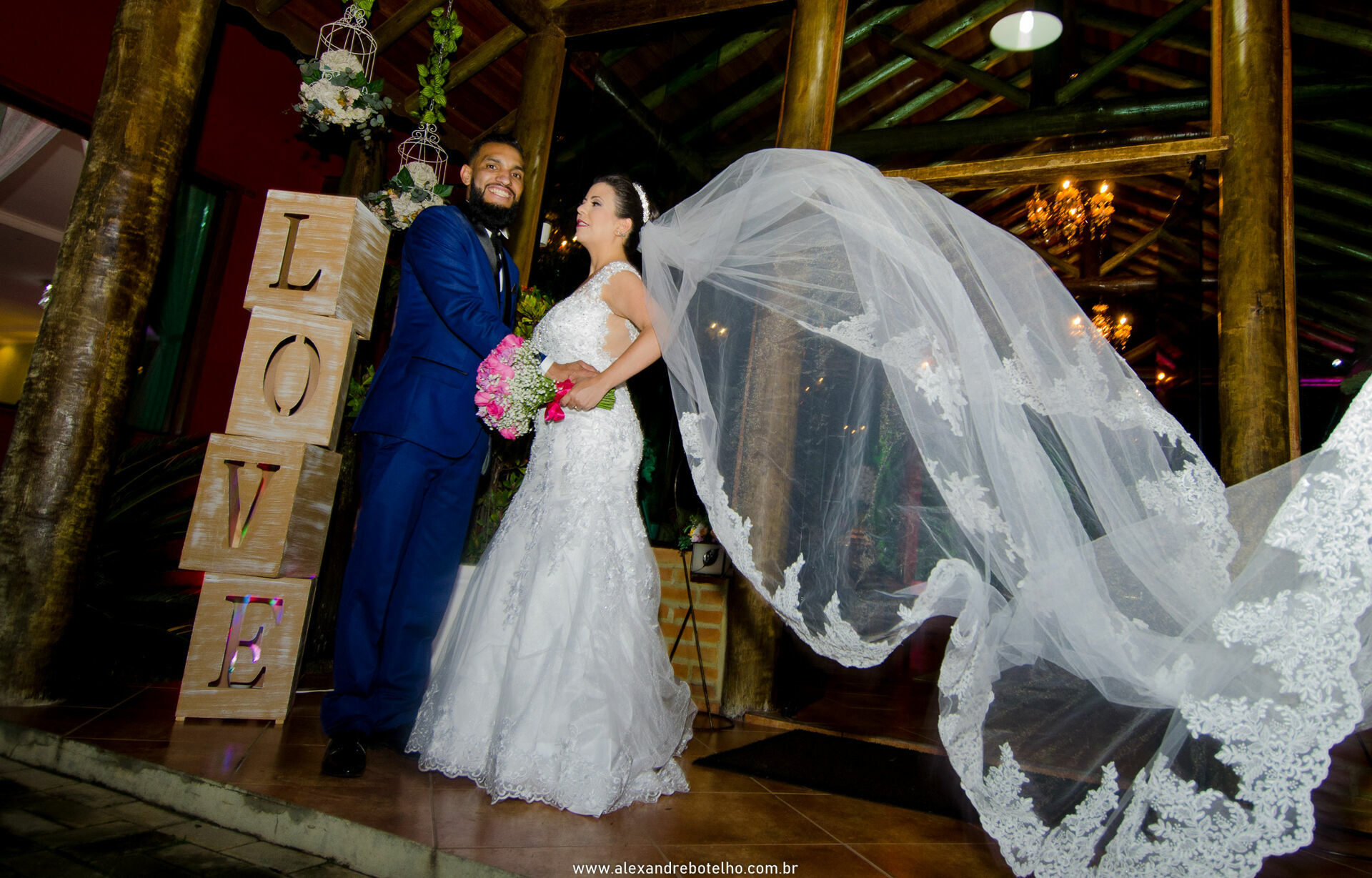 Foto O SEU FOTÓGRAFO DE CASAMENTO ESPAÇO D’LORENZZO - SP - ALEXANDRE BOTELHO Foto O SEU FOTÓGRAFO DE CASAMENTO ESPAÇO D’LORENZZO - SP - ALEXANDRE BOTELHO - Imagem 2