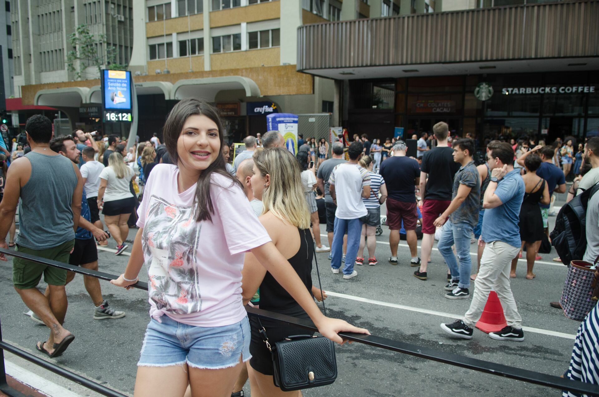 Foto Ensaio Debutante Av. Paulista - Giovanna 15 Anos - Imagem 92
