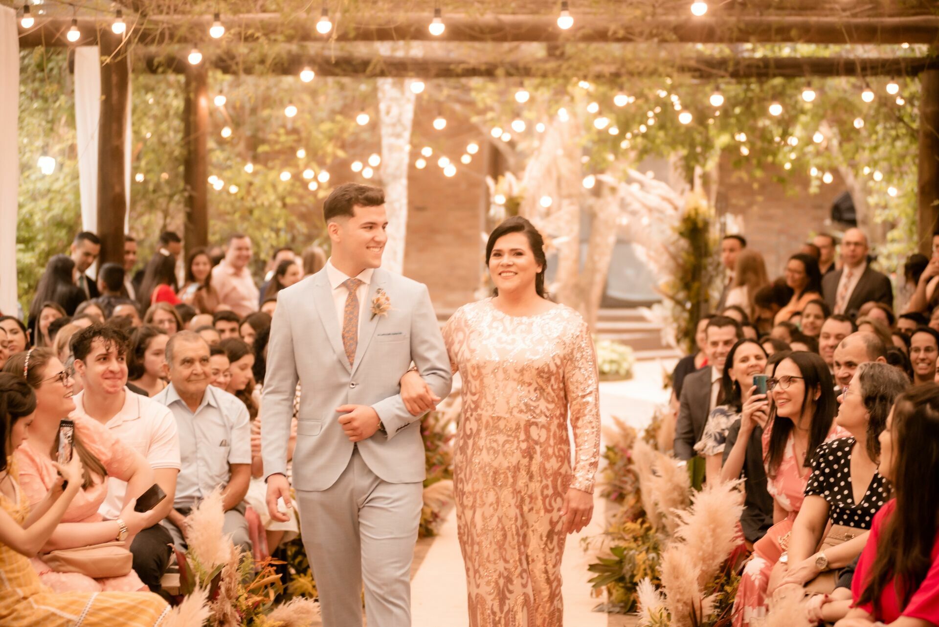 Foto CASAMENTOS CASARÃO LA VILLA - MONIQUE E LÉO - Imagem 18