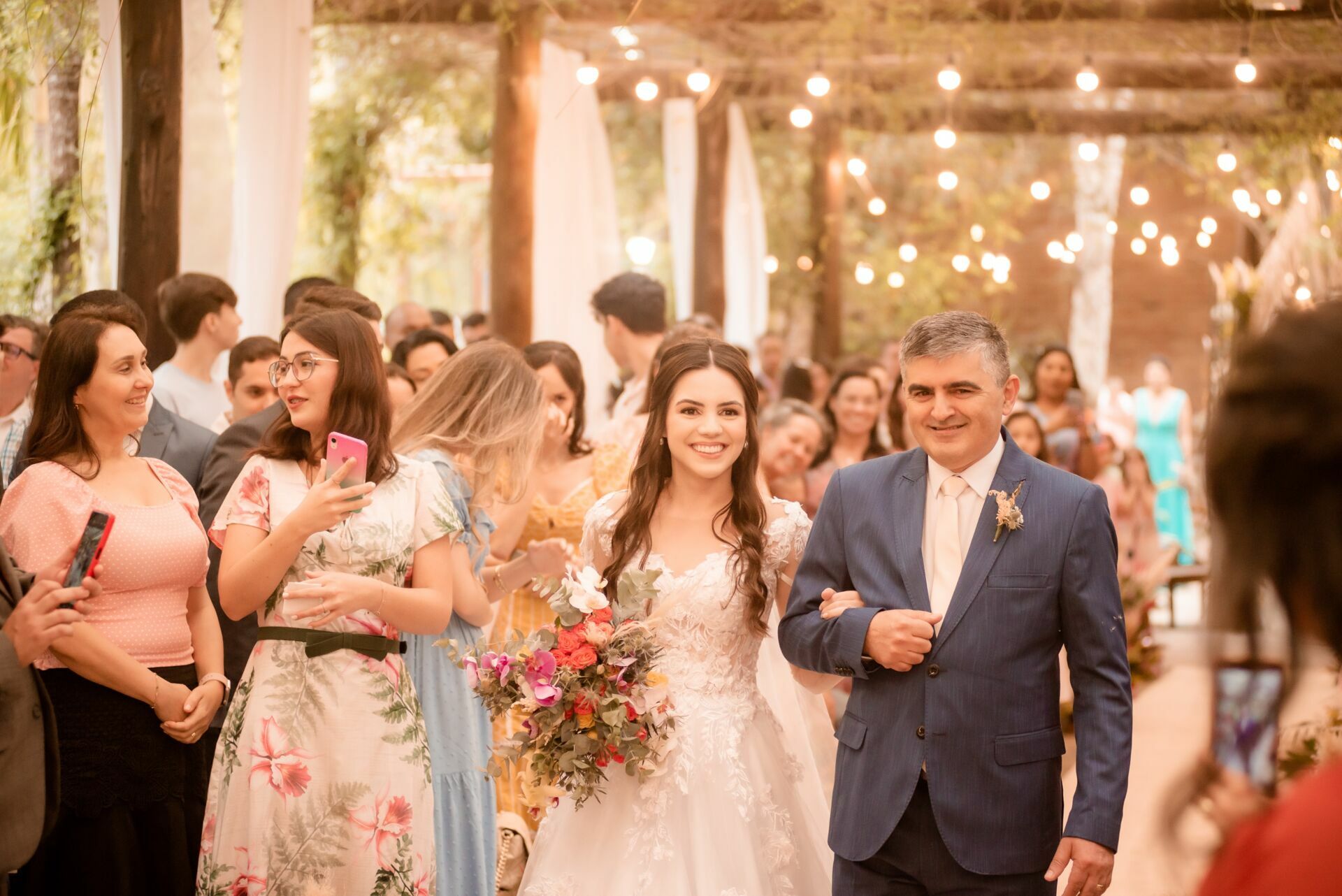 Foto CASAMENTOS CASARÃO LA VILLA - MONIQUE E LÉO - Imagem 30