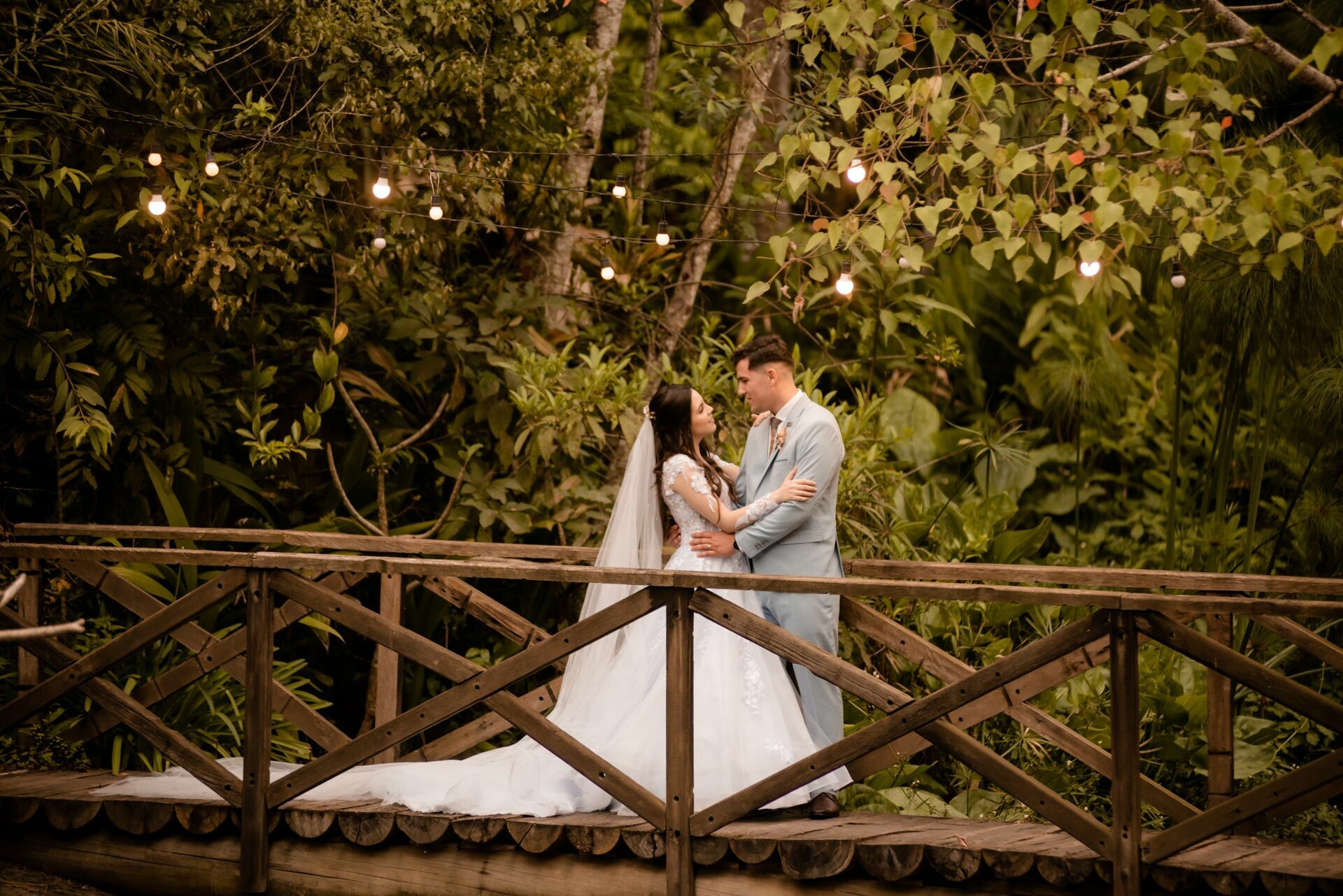 Foto CASAMENTOS CASARÃO LA VILLA - MONIQUE E LÉO - Imagem 76