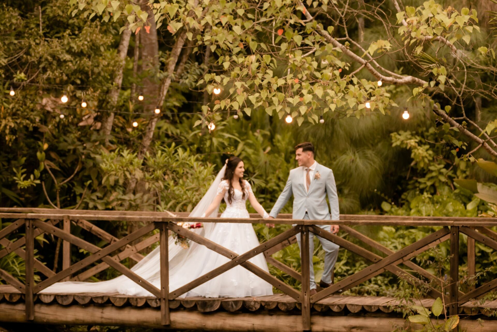 Foto CASAMENTOS CASARÃO LA VILLA - MONIQUE E LÉO - Imagem 79