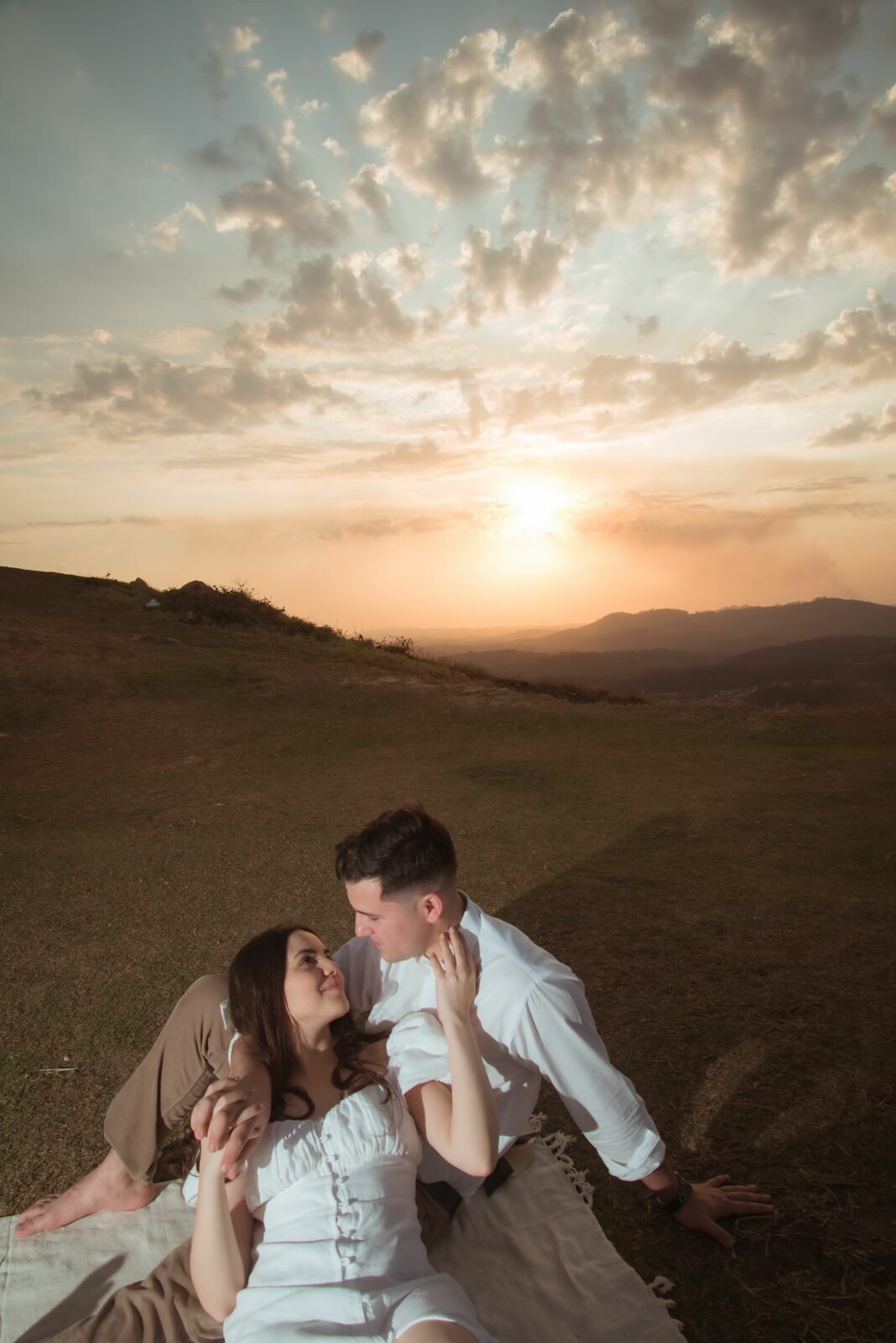 Foto Ensaio Pré-Wedding em Morro do Capuava - Monique e Léo   - Imagem 26
