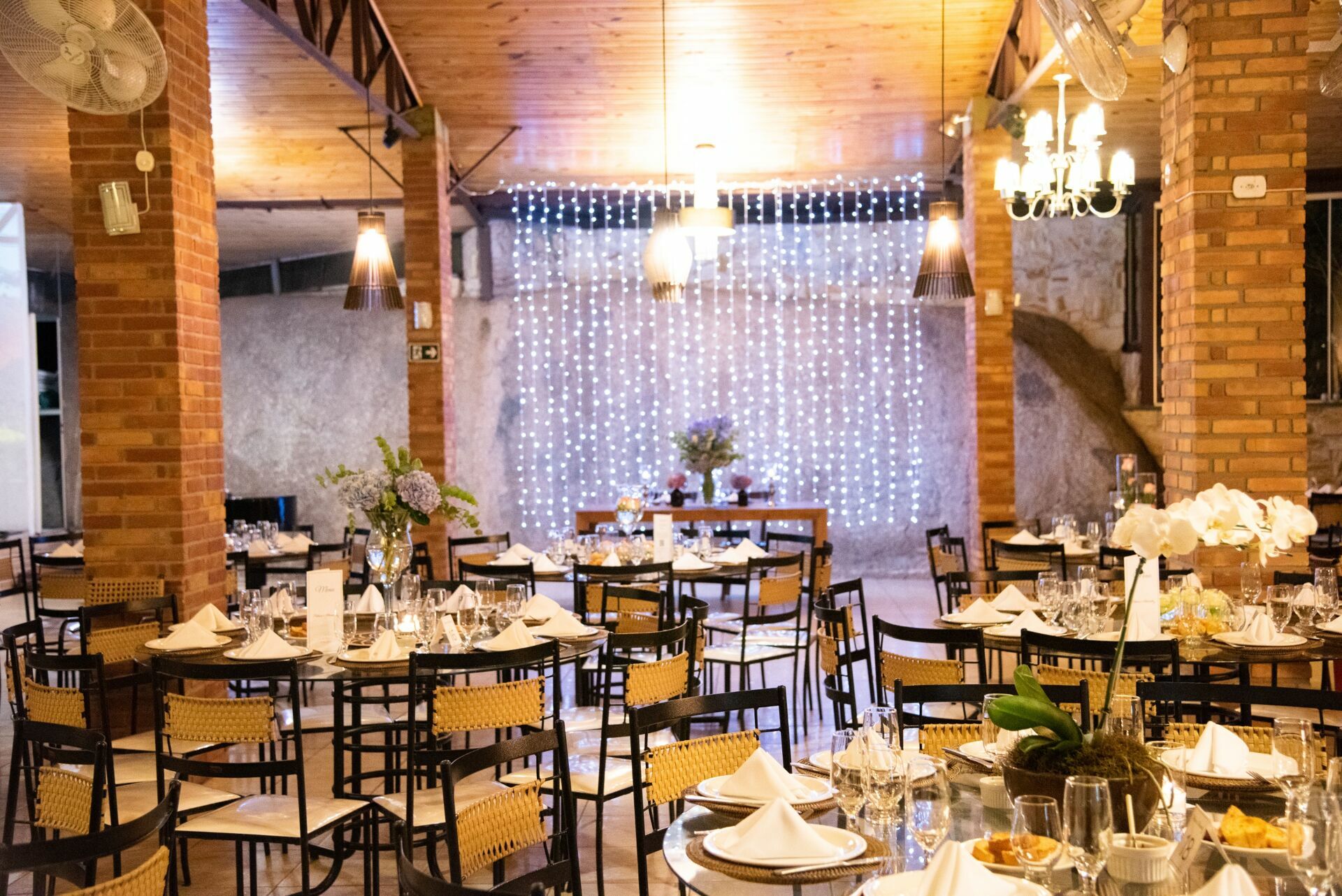 Foto Desvendando as Maiores Dúvidas ao Planejar o Seu Casamento: Um Guia Completo - Imagem 21