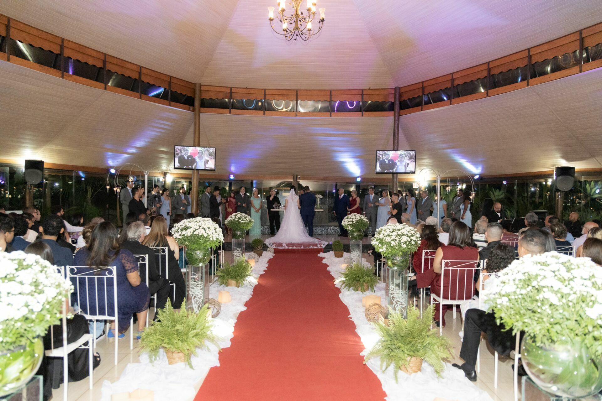 Foto Desvendando as Maiores Dúvidas ao Planejar o Seu Casamento: Um Guia Completo - Imagem 32