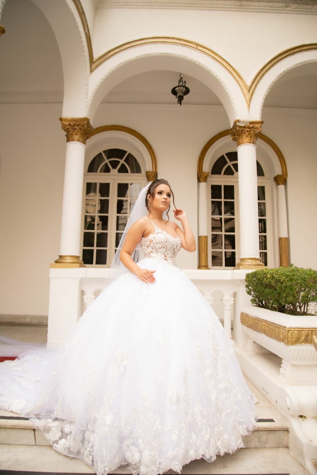 Foto Encontrando a Elegância dos Sonhos: 15 Dicas para Escolher o Vestido de Noiva Perfeito - Imagem 28