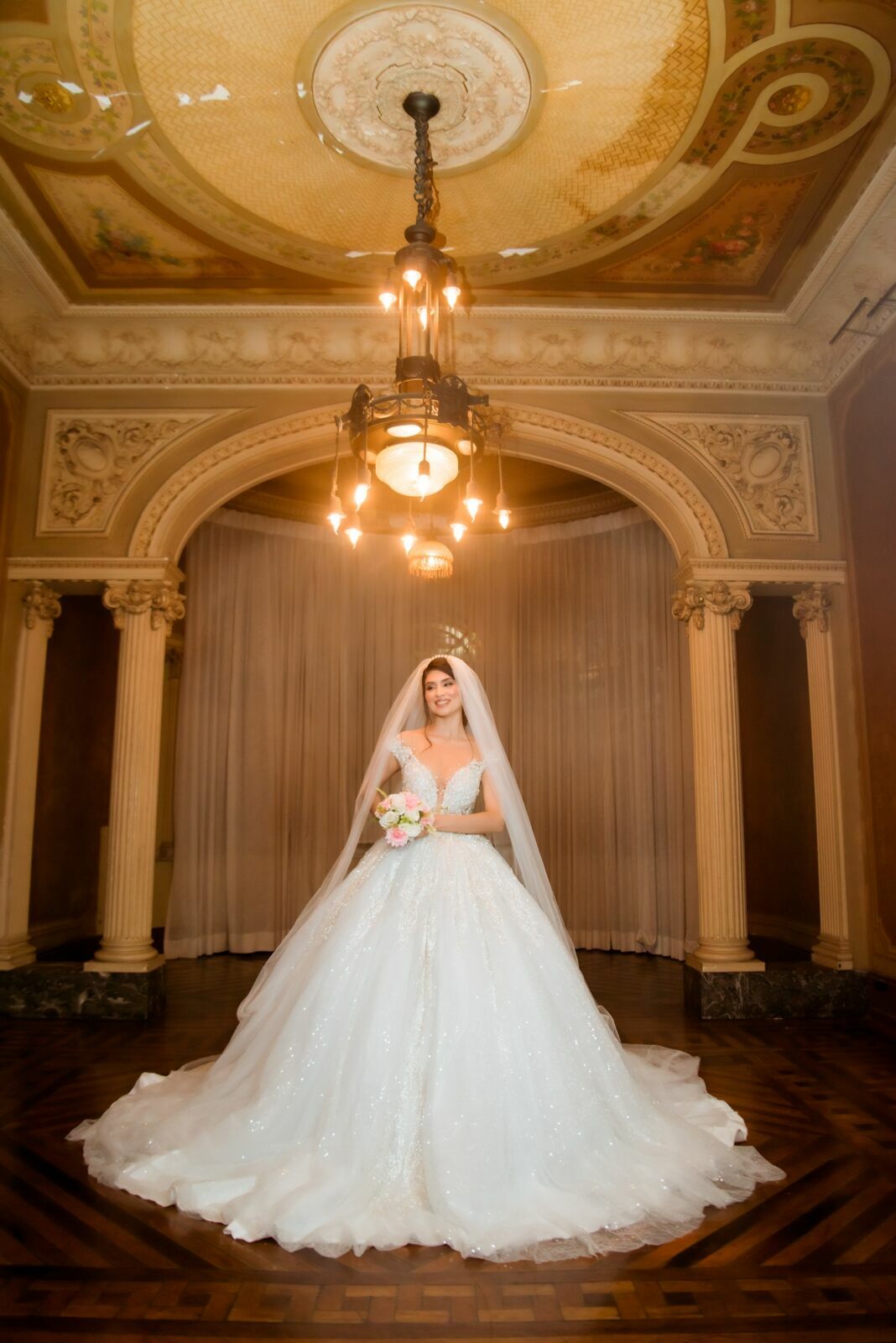 Foto Encontrando a Elegância dos Sonhos: 15 Dicas para Escolher o Vestido de Noiva Perfeito - Imagem 45