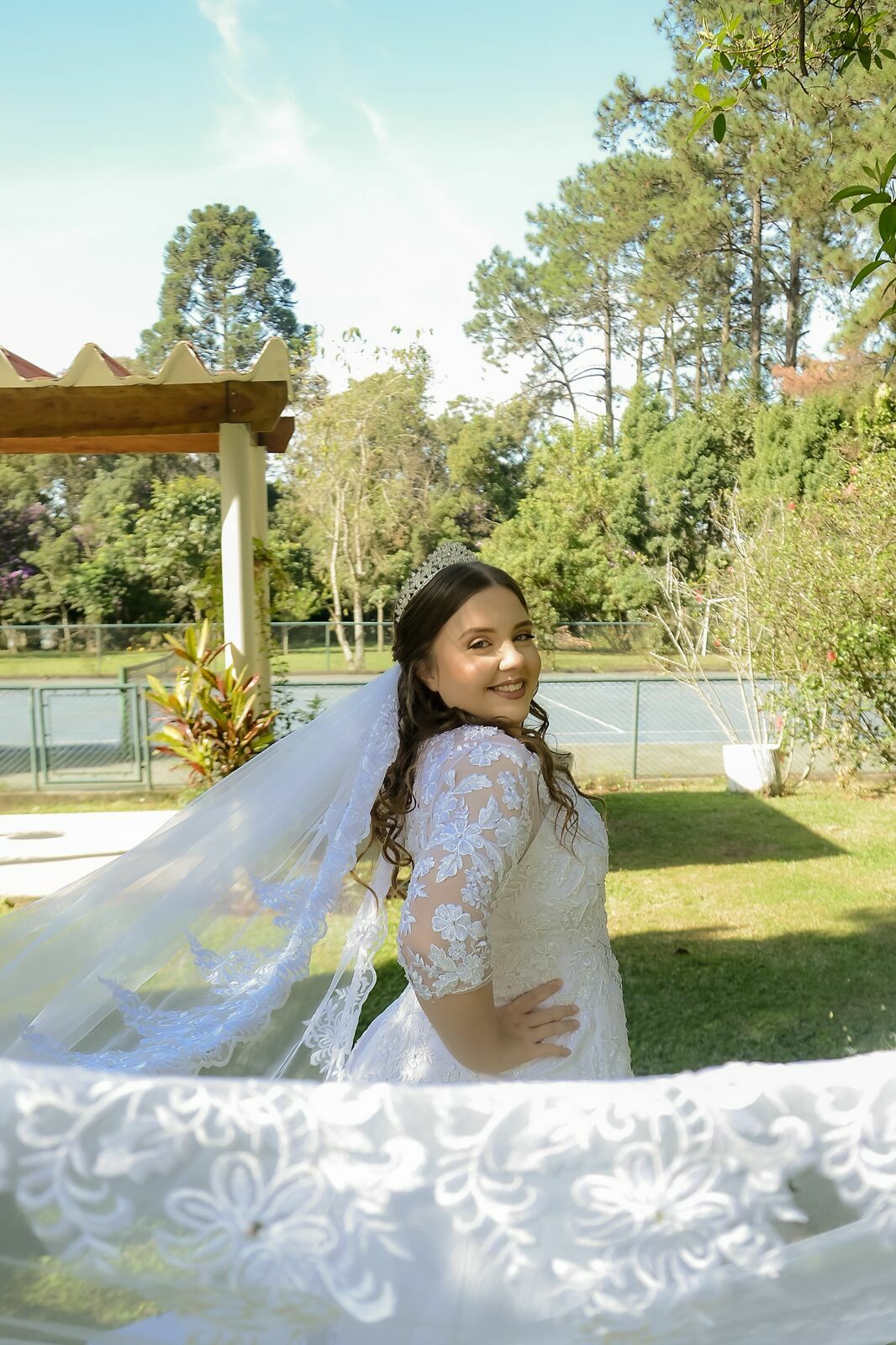 Foto A Jornada da Mulher na Expectativa do Casamento: Sonhos, Desafios e Realidades Foto A Jornada da Mulher na Expectativa do Casamento: Sonhos, Desafios e Realidades - Imagem 0