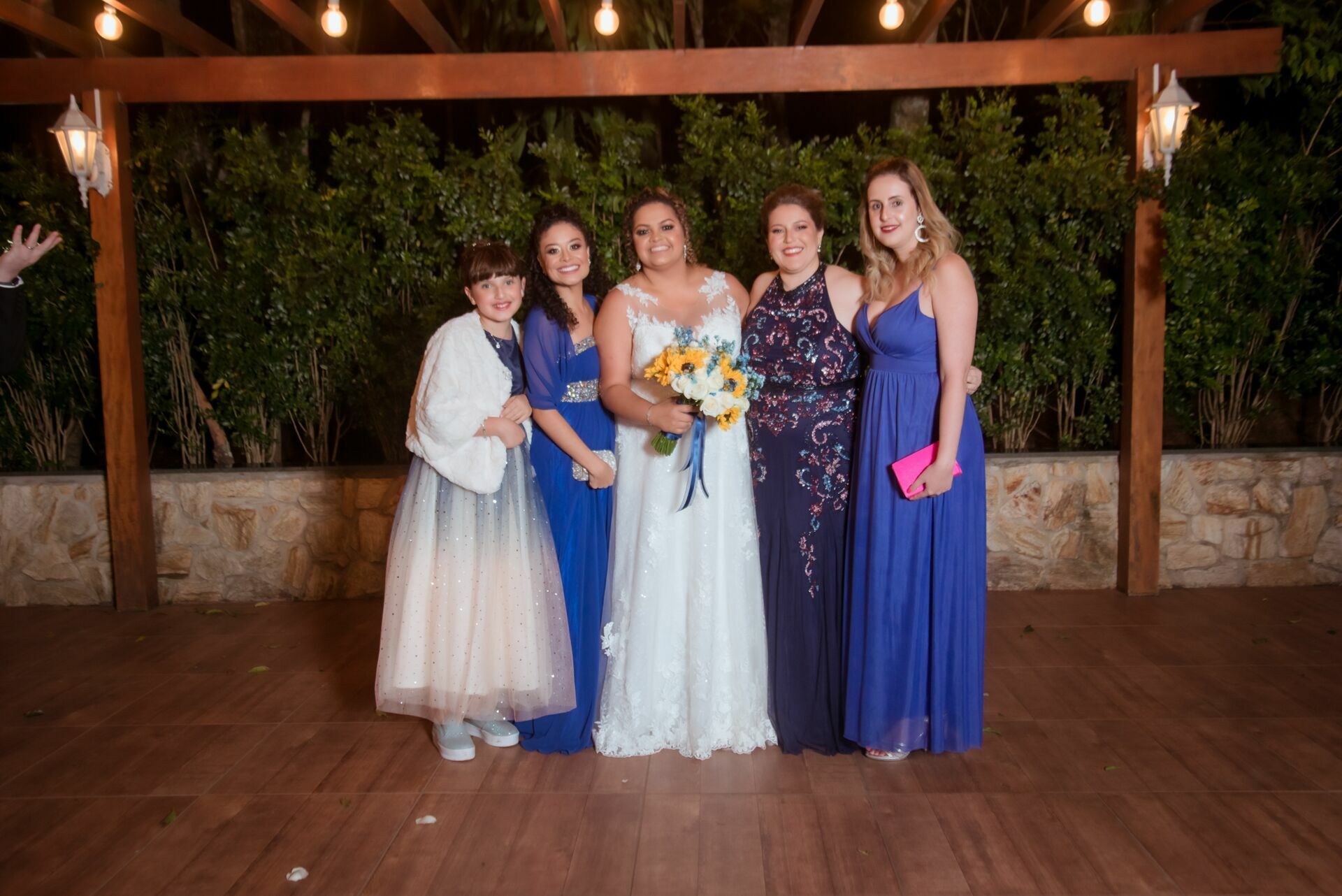 Foto Escrevendo um Discurso de Casamento Lindo e Emocionante: Palavras que Celebram o Amor - Imagem 28