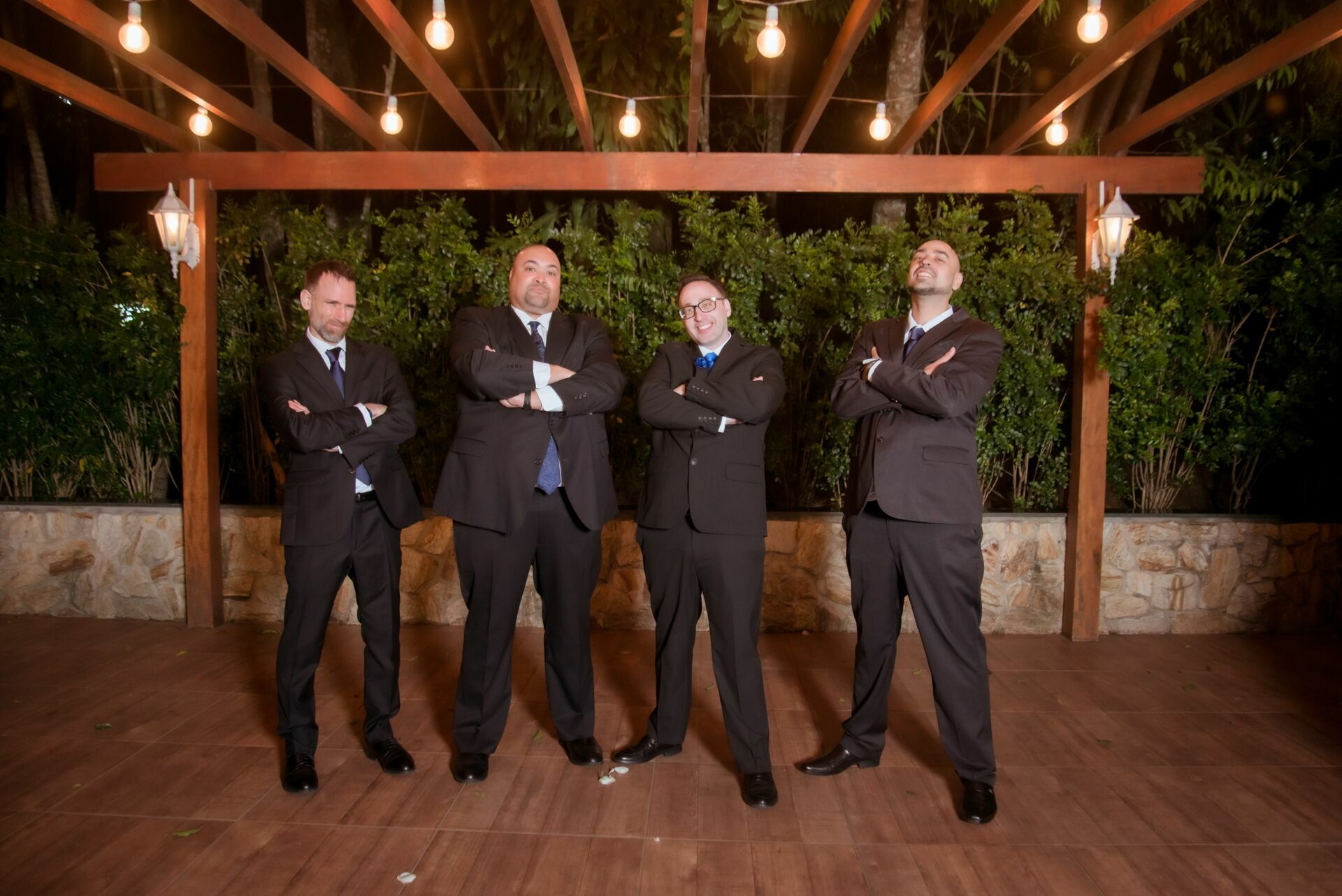 Foto Escrevendo um Discurso de Casamento Lindo e Emocionante: Palavras que Celebram o Amor - Imagem 29