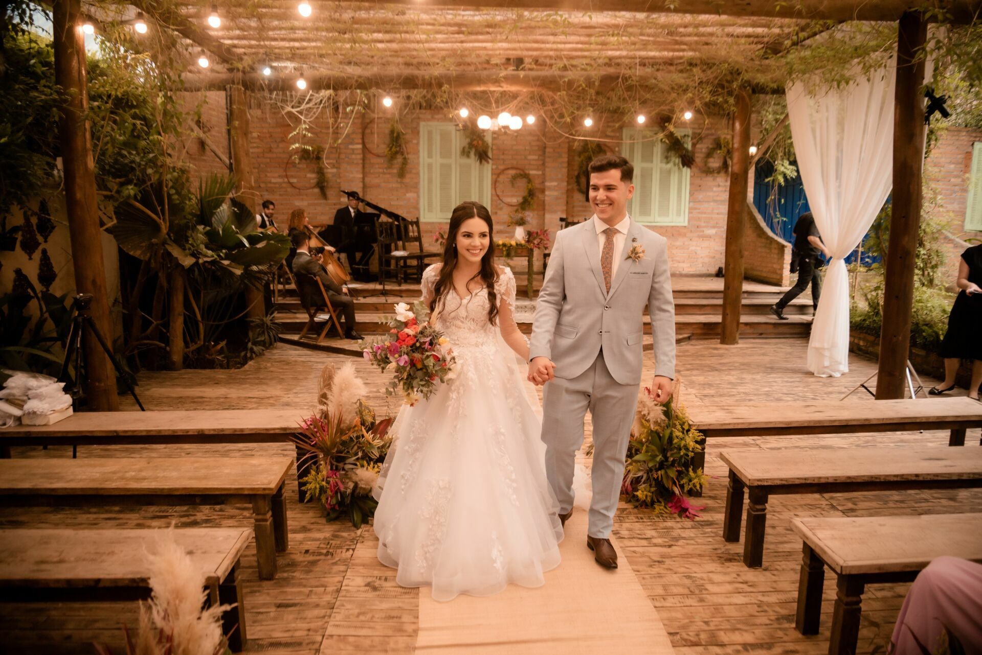 Foto Casamento em São Paulo de Monique e Léo: Uma Celebração Inesquecível em SP - Imagem 58